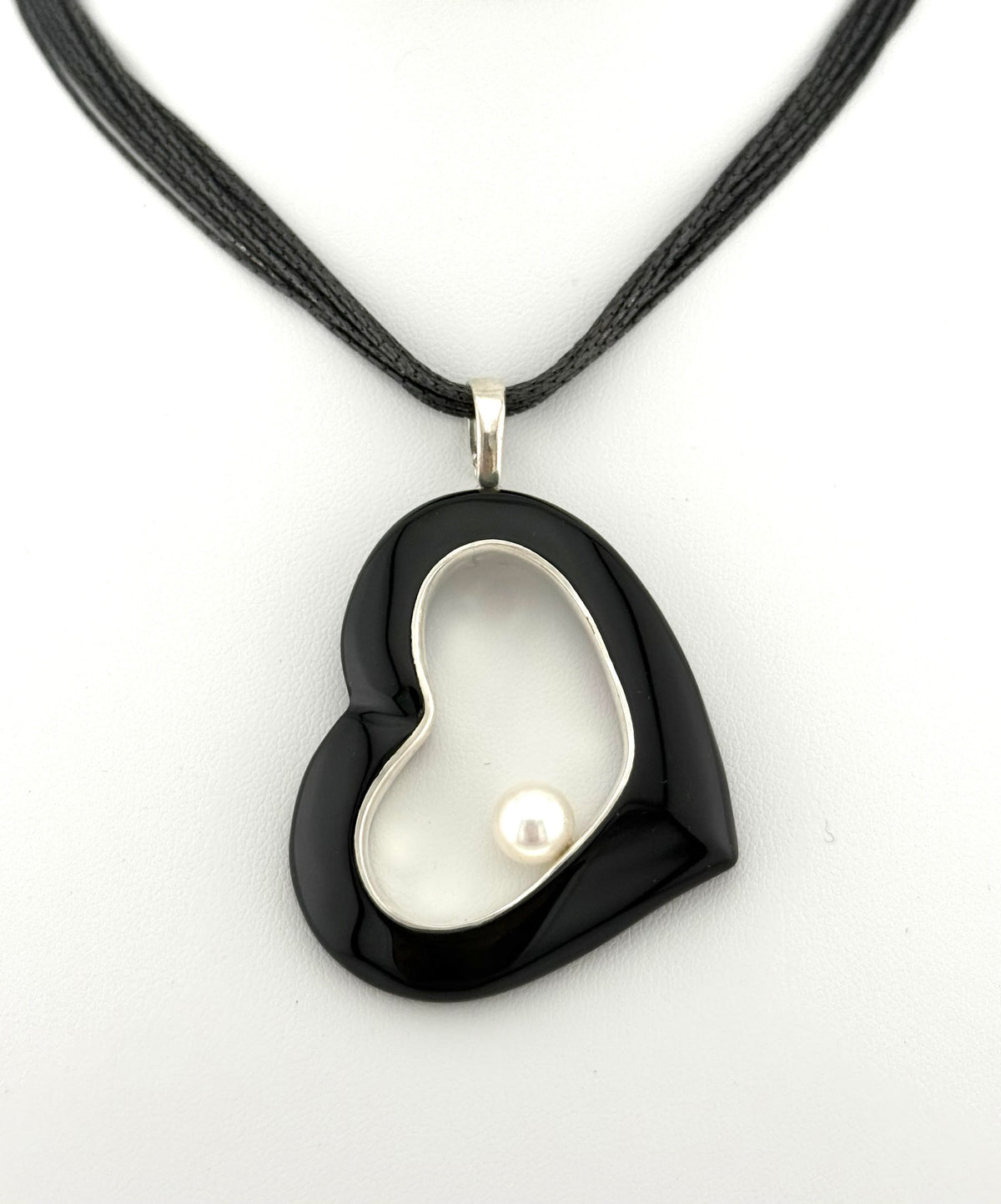 Black Onyx Heart with Pearl